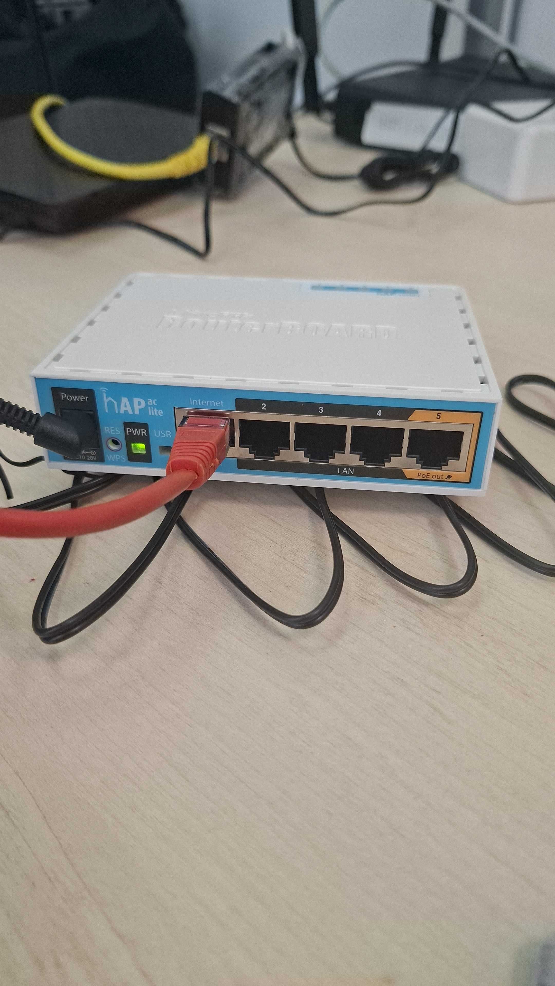 Digital Infrastructure and Services for the Digital Transition 11