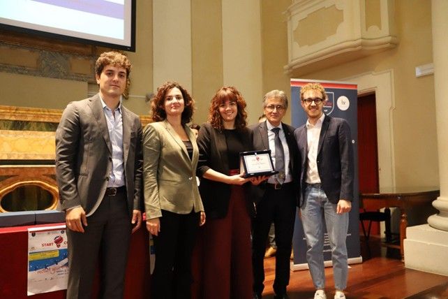 Sharper Night, Urbino, 26 settembre 2025  LA NOTTE INIZIA CON VITALITY OPENLAB / RICERCA IN PIAZZA Momento conviviale con cui il progetto PNRR VITALITY dà il via alla Notte dei Ricercatori, presentando una delle iniziative, VITHAS, con il contributo di ER